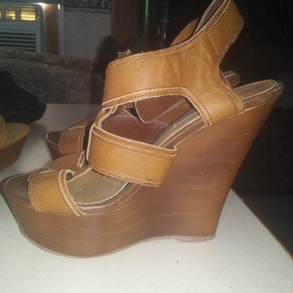 Steve Madden brown heels